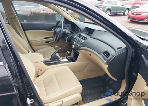 2011 Honda Accord 2.4 Lx-P z USA, uszkodzony, nr VIN 1HGCP2F46BA067652